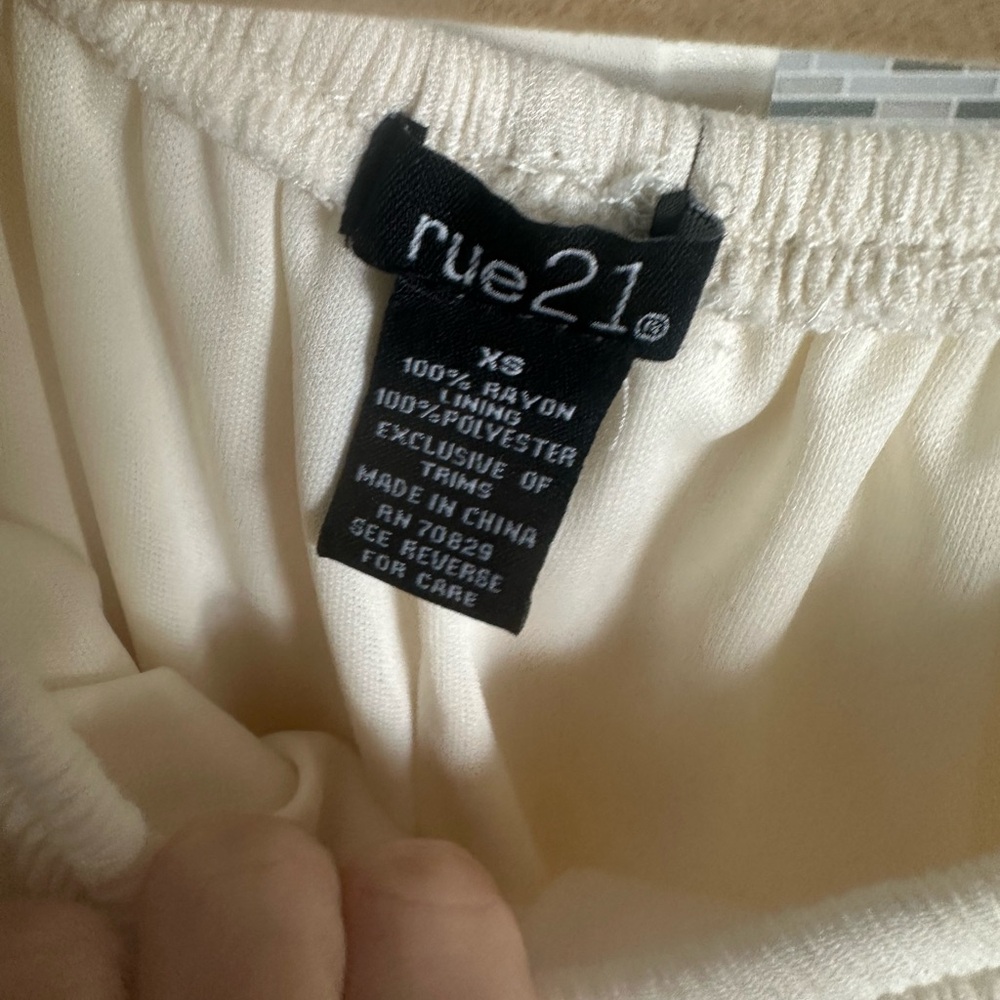 Rue 21 XS super cute shirt